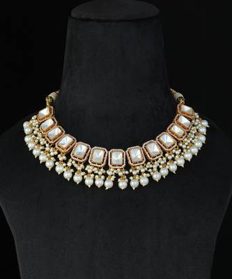 White faux polki necklace set 2