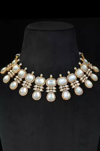 White faux polki kundan necklace set