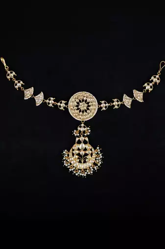 Gold finish kundan sheeshphool