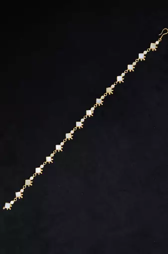 White gold finish mother of pearls sheeshphool