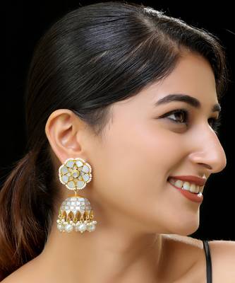 White gold finish kundan mother of pearls jhumka 1