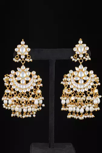 White gold finish kundan earrings