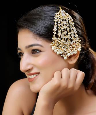 Gold finish kundan mother of pearls side passa 1