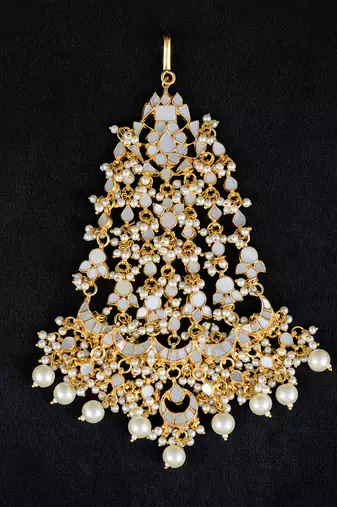 Gold finish kundan mother of pearls side passa