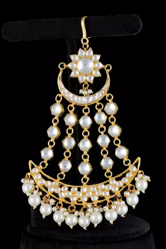 Gold finish kundan side passa