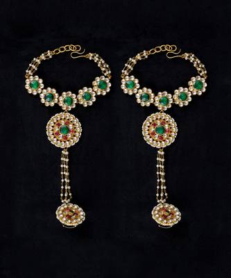 Multi gold finish kundan hathphool 2