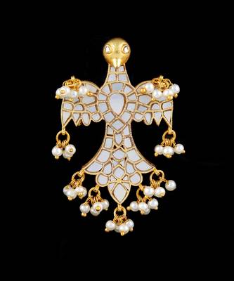 White gold finish kundan mother of pearls ring 2