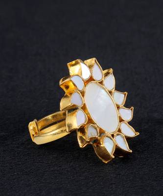 White gold finish kundan mother of pearls ring 3