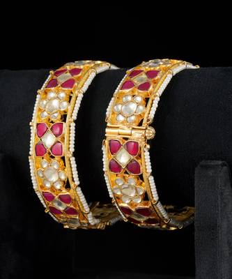 Red gold finish kundan bangles 2