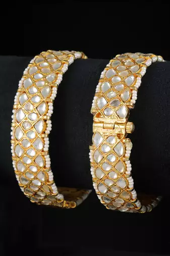 White gold finish kundan bangles