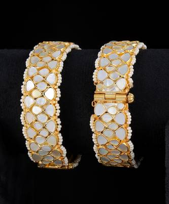 White gold finish kundan mother of pearl bangles 2