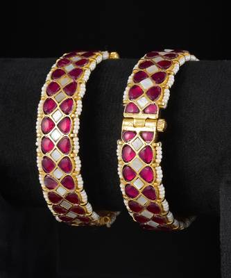 Red gold finish kundan mother of pearl bangles 2