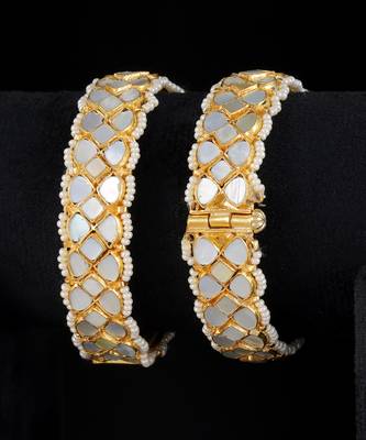 White gold finish kundan mother of pearl bangles 2