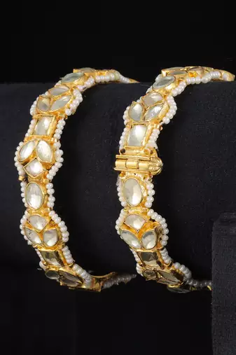 White gold finish kundan bangles