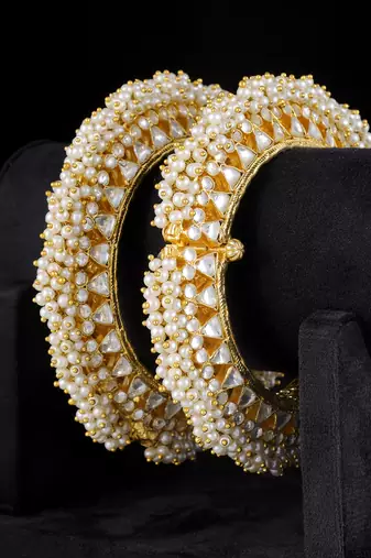 White gold finish kundan bangles