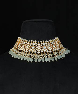 Light green gold finish kundan necklace set 2