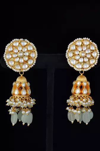 Light green gold finish kundan necklace set