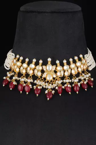 Red gold finish kundan necklace set