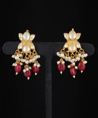 Red gold finish kundan necklace set 3