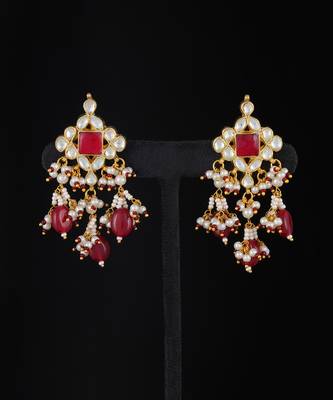 Red gold finish kundan necklace set 3