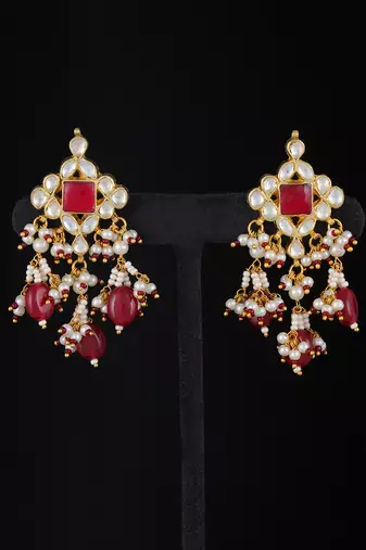 Red gold finish kundan necklace set