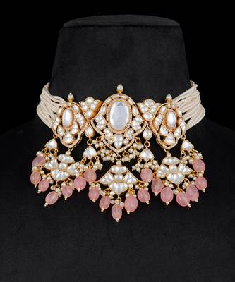 White & pink gold finish kundan necklace set 2