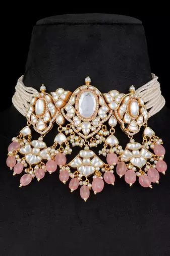 White & pink gold finish kundan necklace set