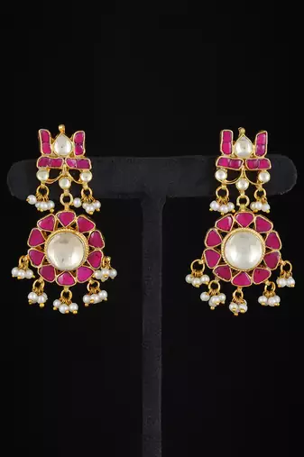 Red gold finish kundan necklace set
