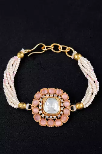 Peach gold finish kundan bracelet