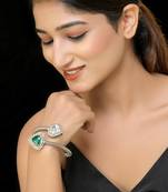 Green white finish kundan bracelet