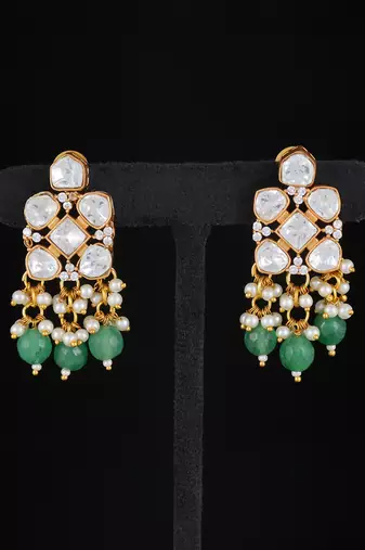 White & green gold finish kundan necklace set