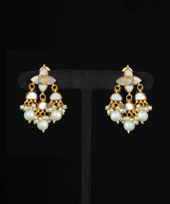 White gold finish kundan necklace set 3
