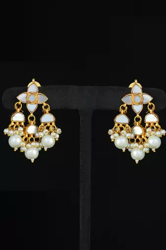 White gold finish kundan necklace set