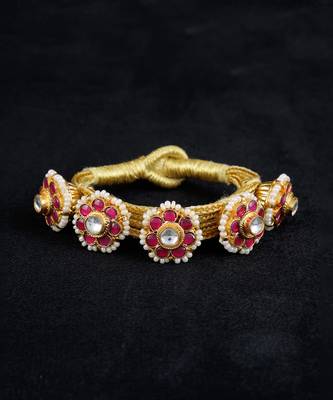 Red gold finish kundan pochi 2