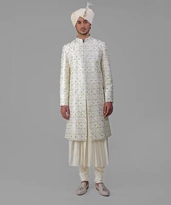 Ivory & gold floral jaal zardozi hand embroidered sherwani peshwa set 2