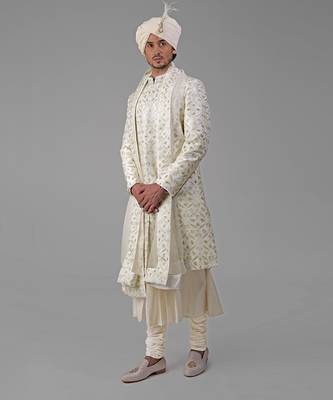 Ivory & gold floral jaal zardozi hand embroidered sherwani peshwa set 3