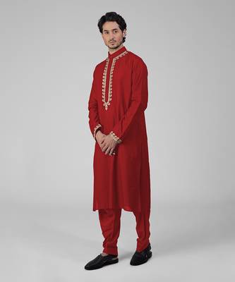 Red kashmiri tilla hand embroidered kurta set 2