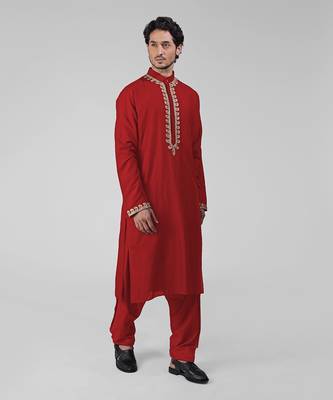 Red kashmiri tilla hand embroidered kurta set 3