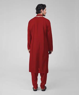 Red kashmiri tilla hand embroidered kurta set 5