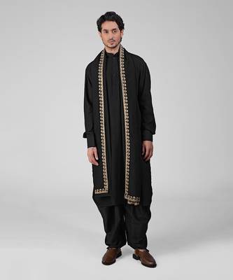 Black pintuck pathani kurta set 4