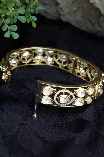 Golden glass kundan openable bangle