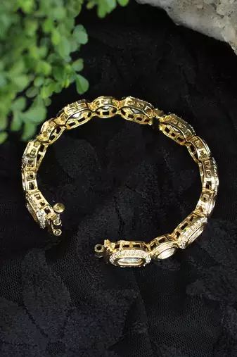 Golden kundan openable bangle