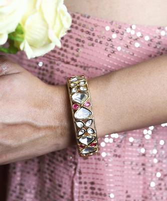 Golden openable bangle 1