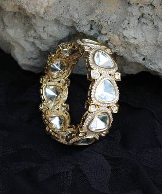 Golden glass kundan openable adjustable bangle 3