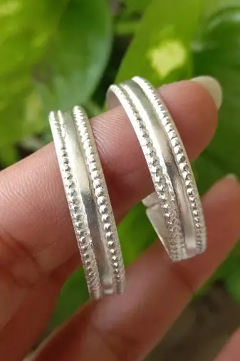 Silver adjustable toe rings