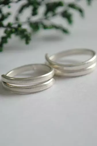 Silver toe rings