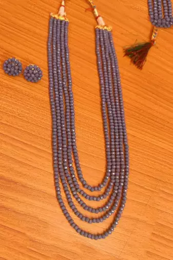 Grey necklace-sets