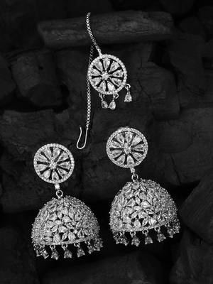 Silver-plated handcrafted maang tikka with earrings 1