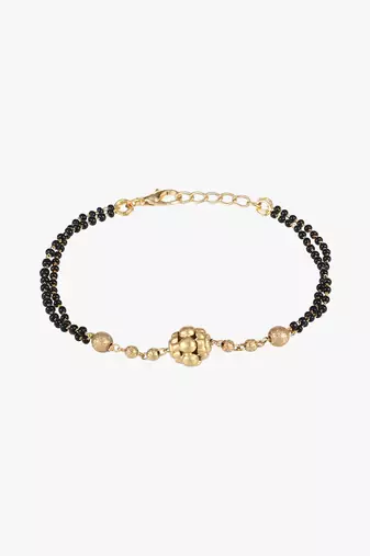 Gold-plated pearl jewellery set
