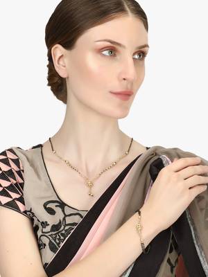 Gold-plated pearl jewellery set 4